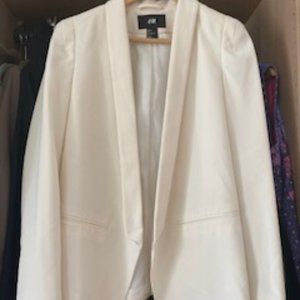 H&M Tuxedo style blazer size 8 cream white color